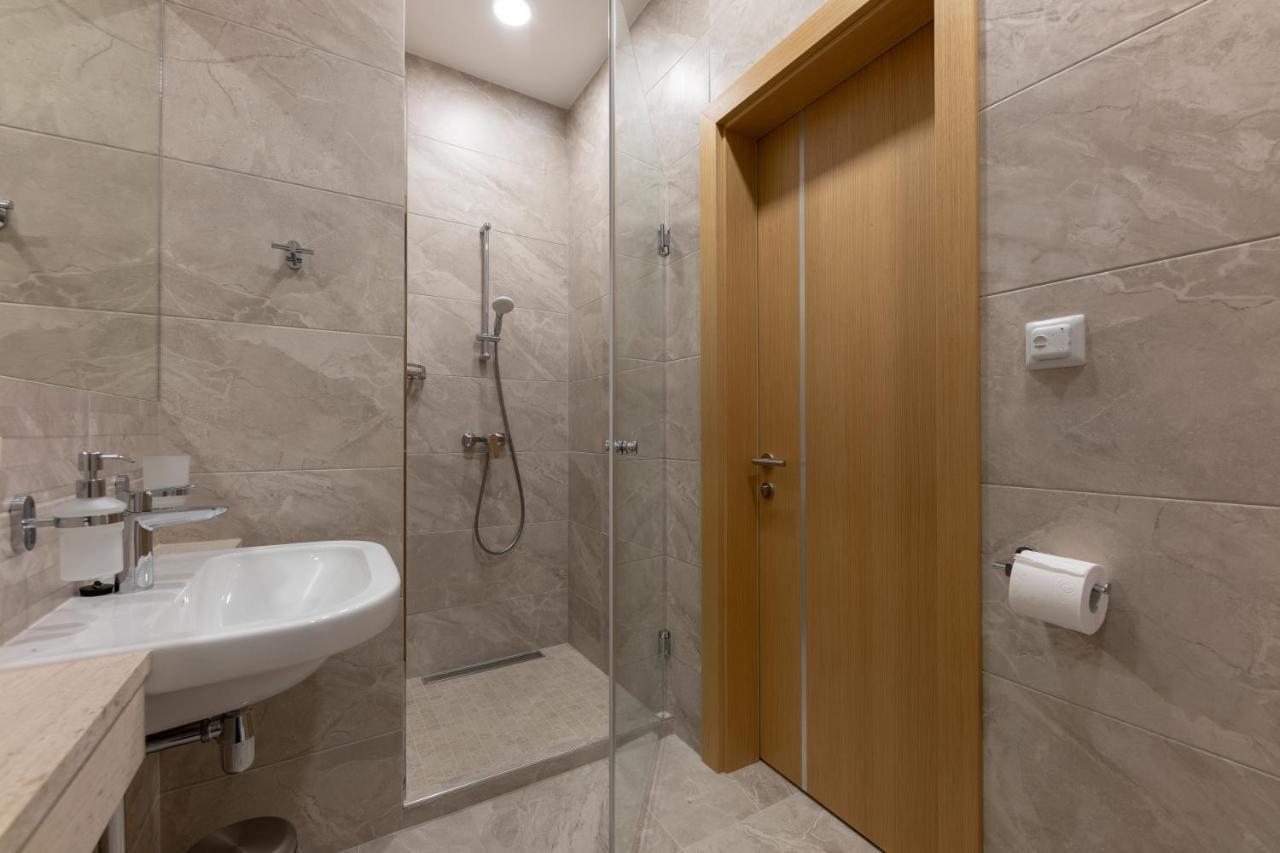 Oasis Apartments Jurmala Bagian luar foto